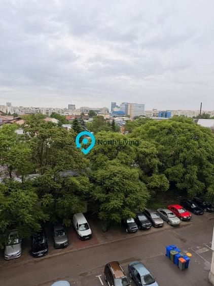 Apartament cu 3 camere, mobilat în Tineretului