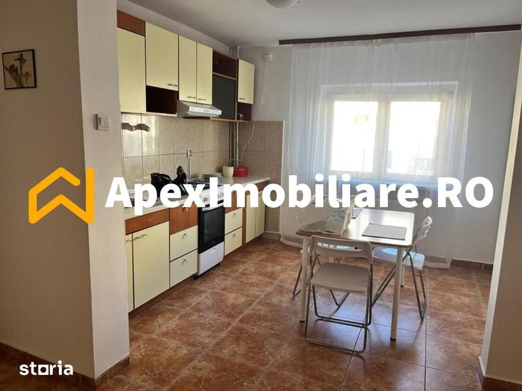 Apartament cu 2 camere decomandat în Tei