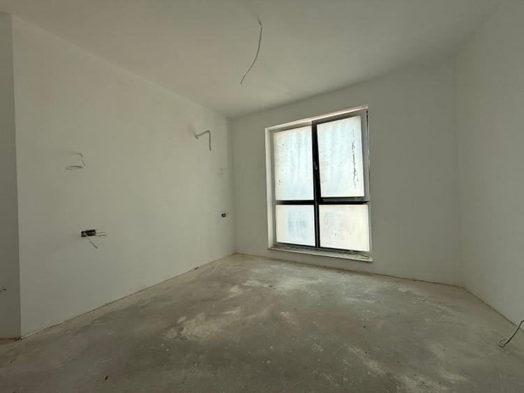 Apartament cu 3 camere decomandat în Moșilor