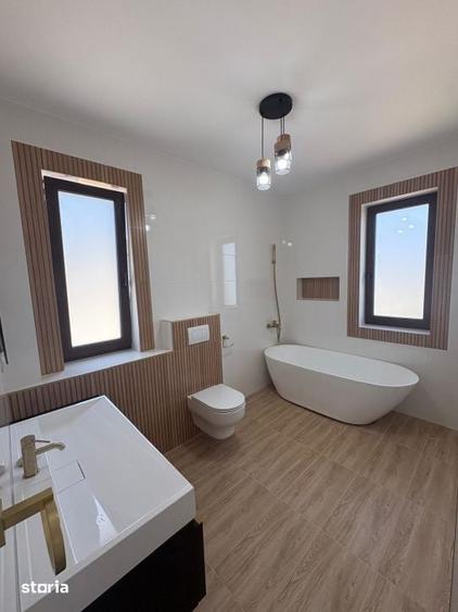 Casă cu 4 camere cu Teren 455 Mp în Valea Borcutului