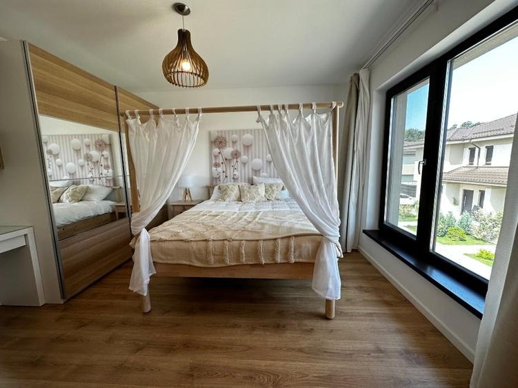 Duplex cu 5 camere cu Canalizare în Corbeanca
