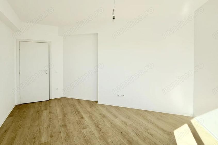 Apartament cu 4 camere decomandat în Chitila