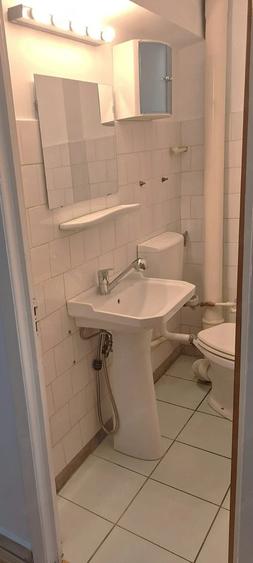 Agentie inchiriem apartament 3 camere decomandat Ultracentral-Asirom ,mobilat Centrala,AC - 9