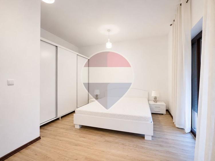 Duplex cu 6 camere cu Teren 448 Mp în Bucium