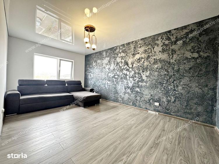 Apartament cu 3 camere decomandat în Siderurgiștilor