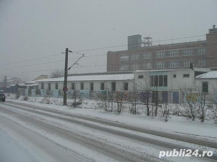 Spațiu comercial, de 3,570 mp, în Baicului