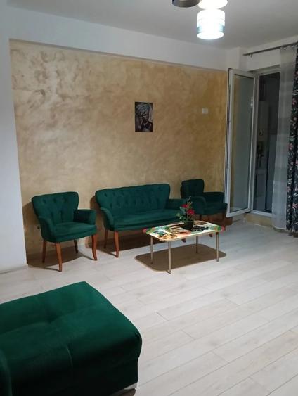 Inchiriez apartament cu doua camere militari residence spre 056 pe termen lun - 7
