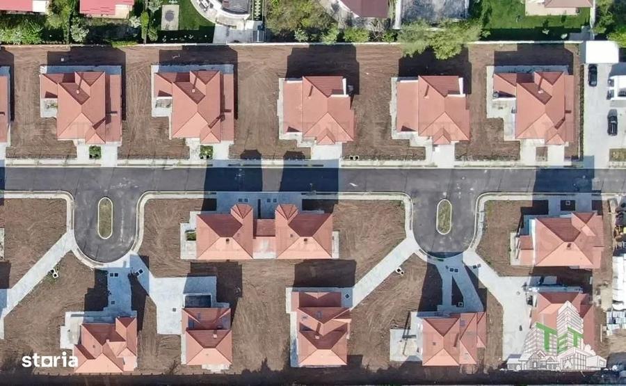 Casă cu 4 camere în Balotești
