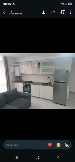 Apartament cu 2 camere decomandat în Tractorul