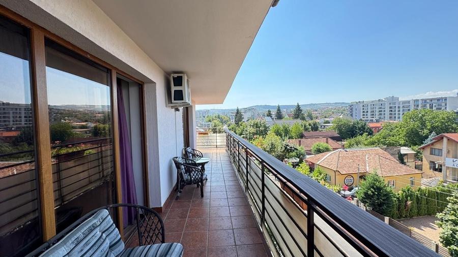 Apartament cu 3 camere, mobilat în Gheorgheni
