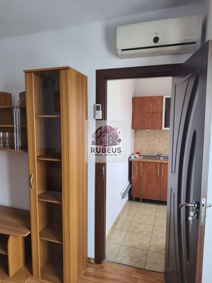 Garsonieră semidecomandată, mobilată în Nord-Vest