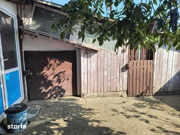 Casa si teren de vanzare 1550 mp - 2