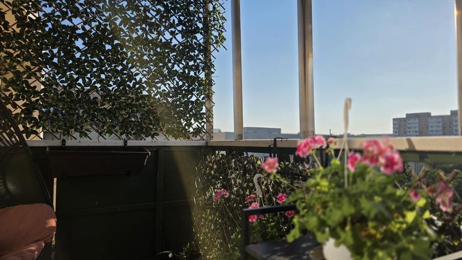 Apartament cu 3 camere semidecomandat în Vest