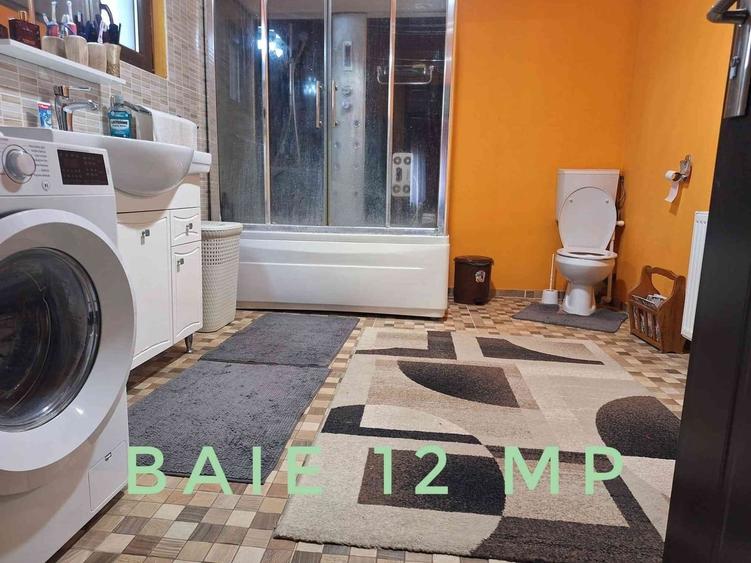 Casă cu 5 camere cu Teren 1325 Mp în Central