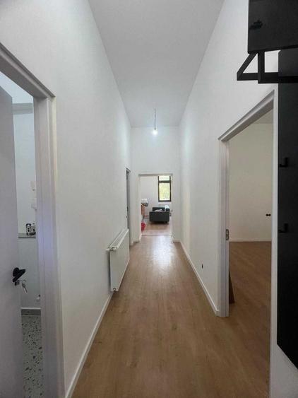 Apartament cu 3 camere decomandat în Semicentral