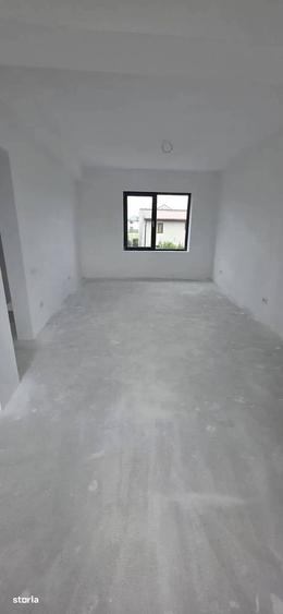 Casă cu 4 camere în Odăile
