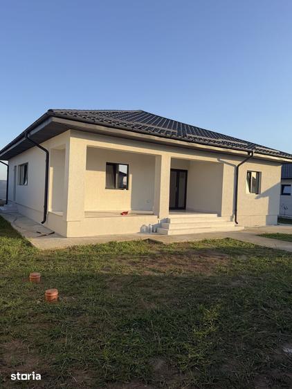 Casă cu 5 camere cu Teren 500 Mp în Ciorogârla