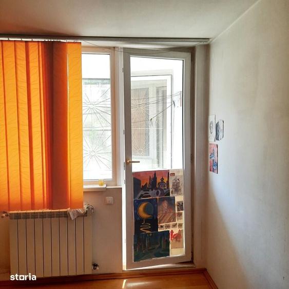 Apartament cu 4 camere în Militari