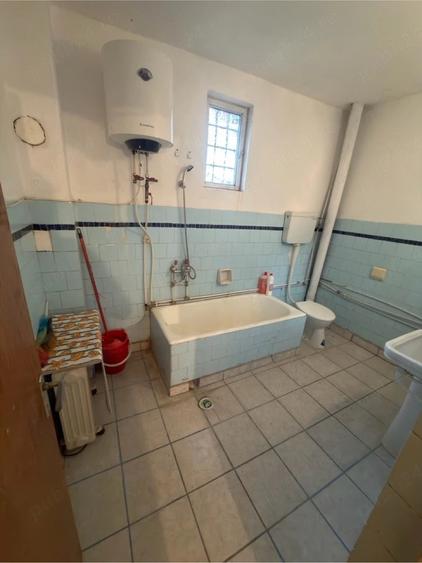 Casă cu 4 camere cu Teren 2620 Mp în Valea lui Enache