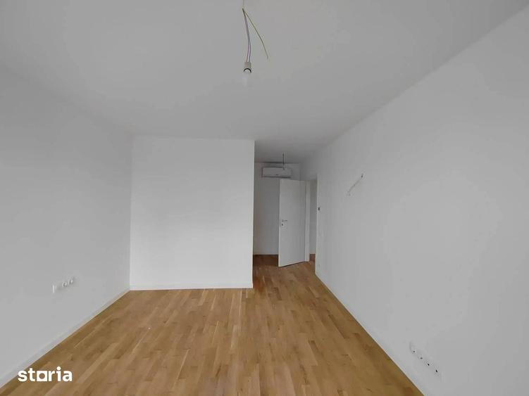 Apartament cu 3 camere decomandat în Străulești