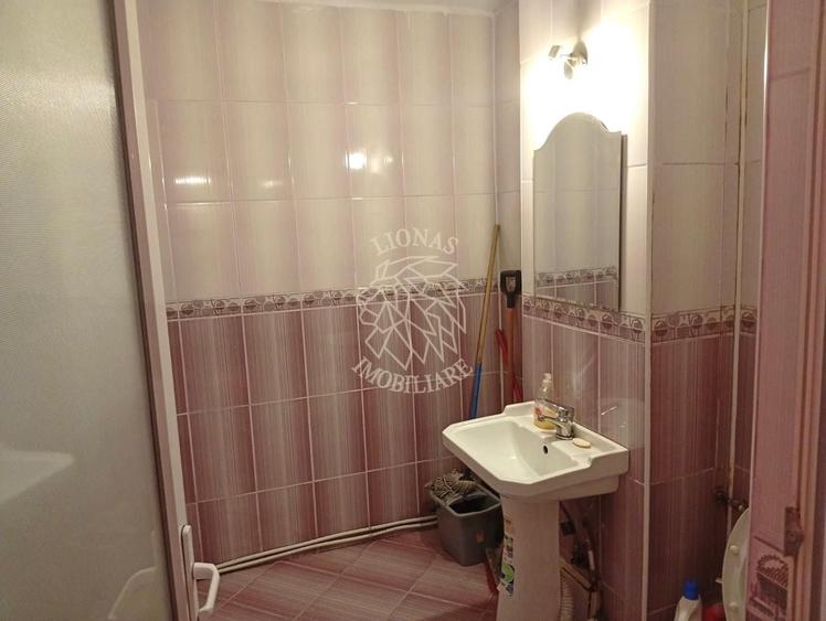 Spațiu comercial, de 70 mp, în Calea Moldovei