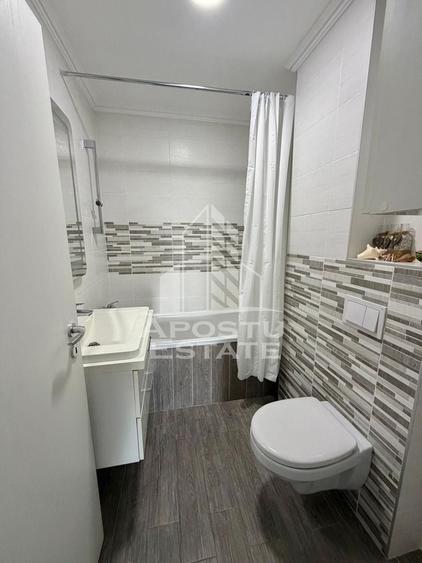 Apartament cu 2 camere semidecomandat, mobilat în Soarelui