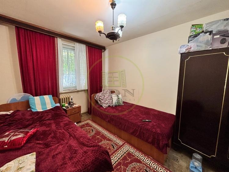 Apartament cu 2 camere semidecomandat, mobilat în Rovine