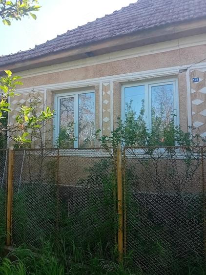 Casă cu Teren 1897 Mp în Ghilad