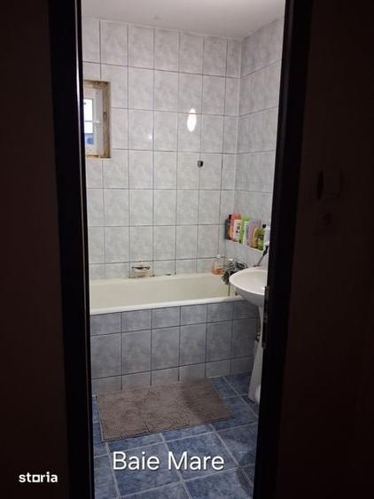 Apartament cu 4 camere decomandat în Giurgiului