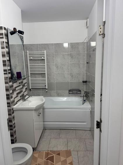 Apartament cu 2 camere semidecomandat în Fălticeni