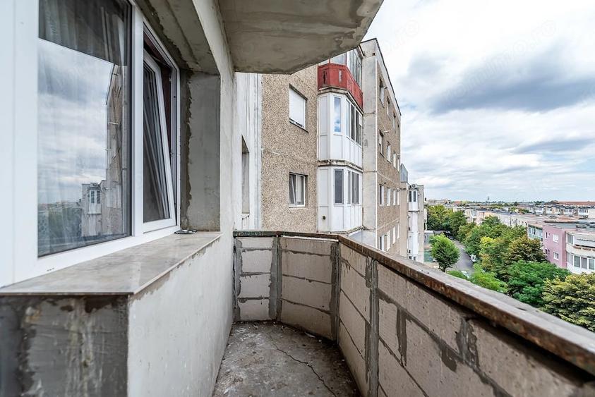 Apartament cu 4 camere decomandat în Micălaca
