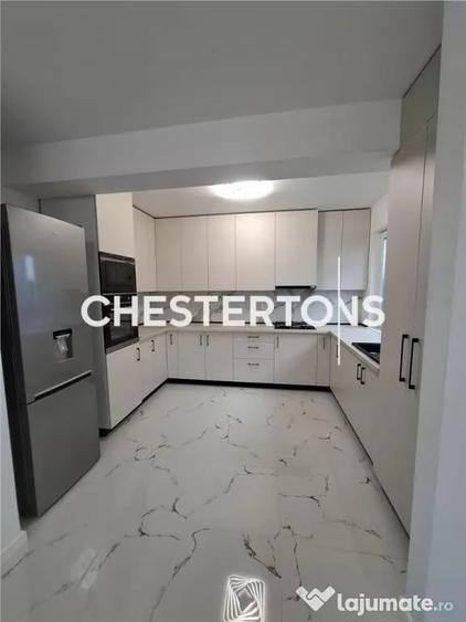 Casă cu 5 camere cu Teren 630 Mp în Corbeanca