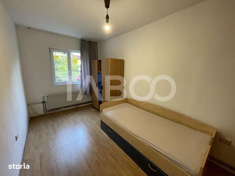 Apartament cu 3 camere decomandat, mobilat în Sub Arini