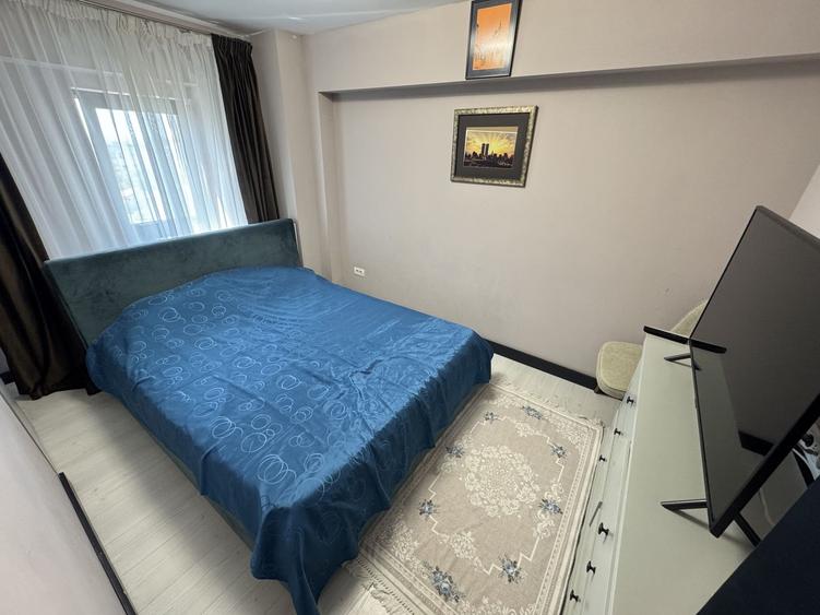 Apartament cu 3 camere decomandat în Ultracentral