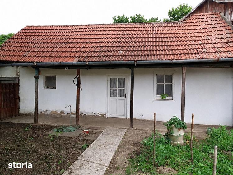 Casa de vanzare cu teren generos in Valea lui Mihai - 6