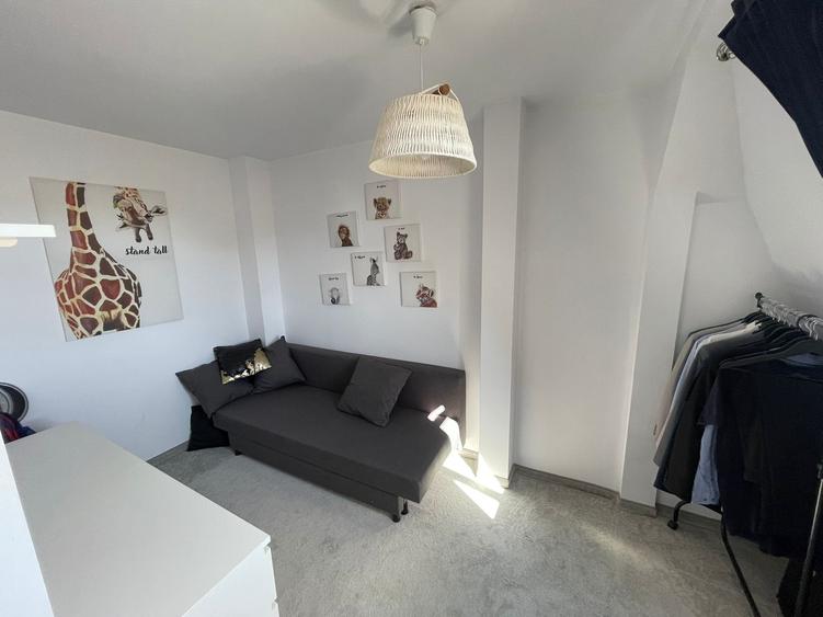 Apartament cu 3 camere semidecomandat, mobilat în Brâncoveanu