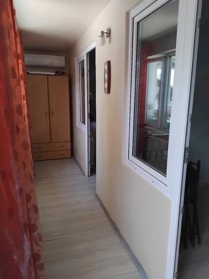 Casă cu 4 camere cu Teren 371 Mp în Apărătorii Patriei