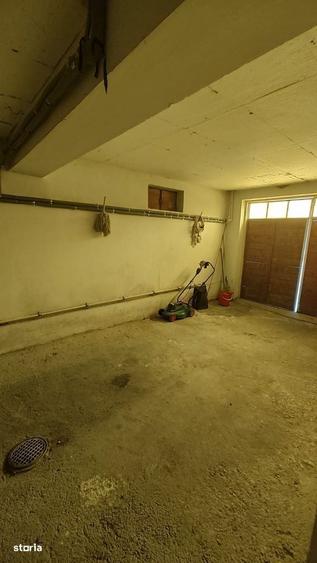 Casă cu 4 camere cu Teren 537 Mp în Central