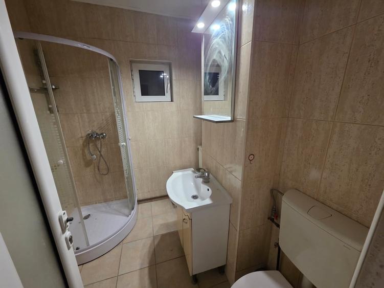 Apartament cu 3 camere în Dacia