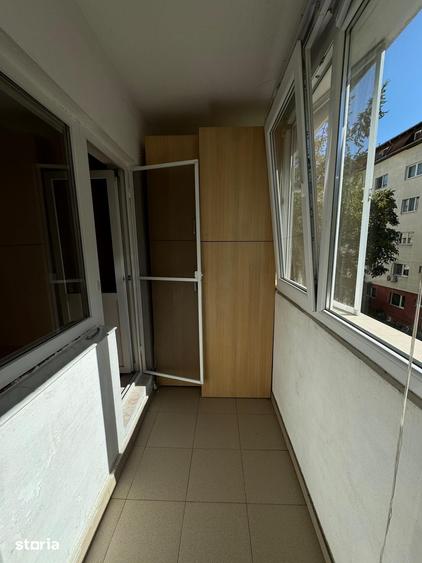 Apartament cu 3 camere în Girocului