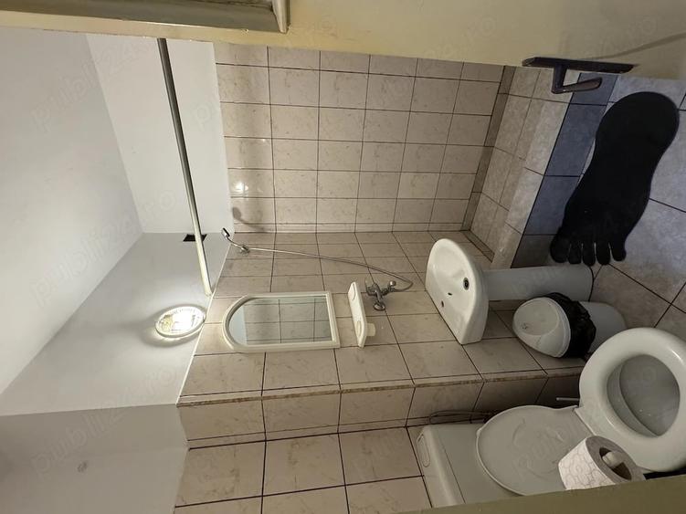 Apartament cu 2 camere semidecomandat în Calea București