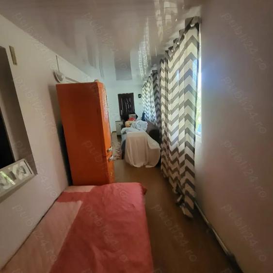 Casă cu 3 camere cu Teren 2000 Mp în Albina