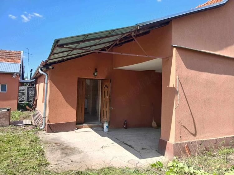 Casă cu Teren 1586 Mp în Ersig