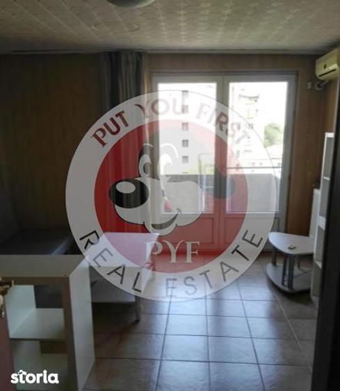 Apartament cu 2 camere semidecomandat în Cișmigiu