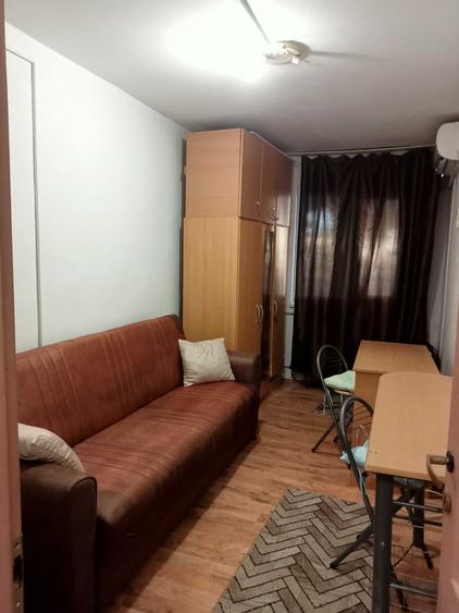 Garsonieră decomandată în Complex Studențesc