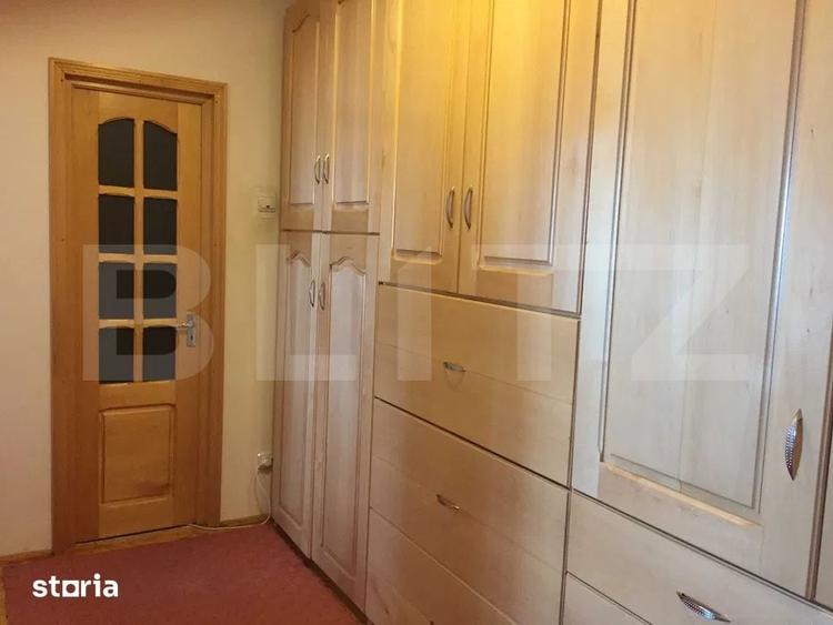 Apartament cu 3 camere decomandat în Independenței