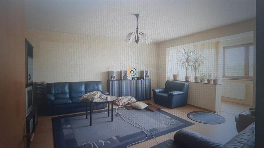 Apartament cu 2 camere decomandat în Eremia