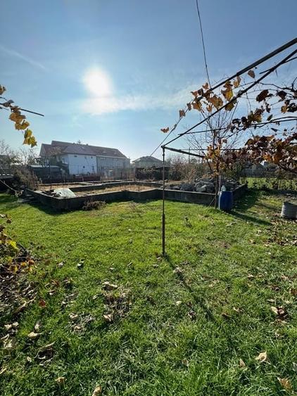 Casă individuală cu 4 camere cu Teren 807 Mp în Șerbănești