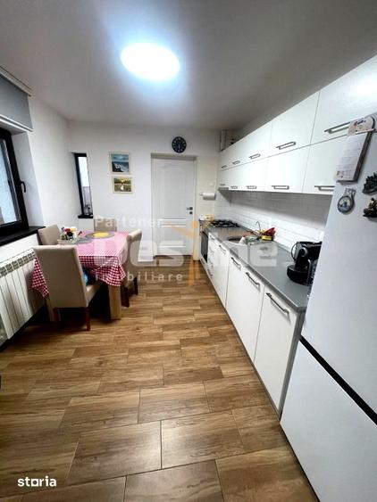 Casa 6 Camere in Paulesti - 8