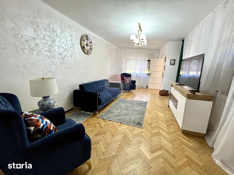 Apartament cu 3 camere în Victoriei